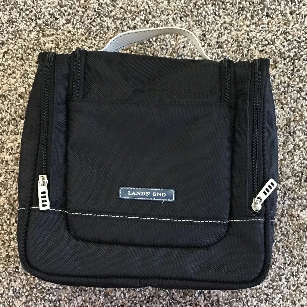 🐾 Land’s End Personal Organizer Toiletry Bag, Small